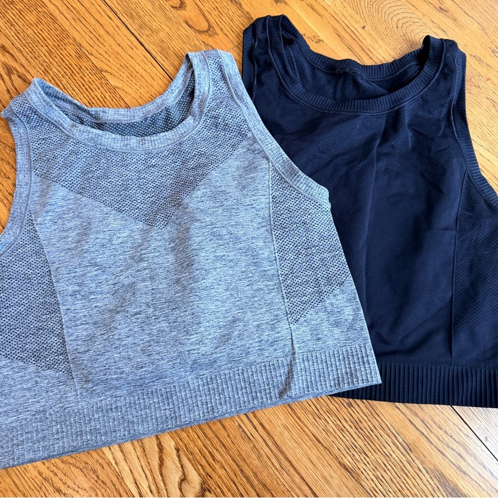 Old Navy Women's Cropped Tank Tops - Gray and Black